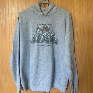 Vintage Disney sweater super cute
